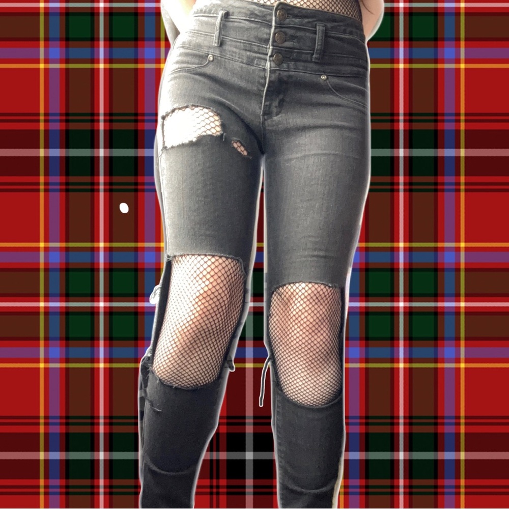 BLACK GRUNGE RIPPED JEANS - Picture 1 of 6
